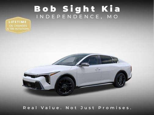 Snow White Pearl 2026 Kia K4 GT-Line Turbo