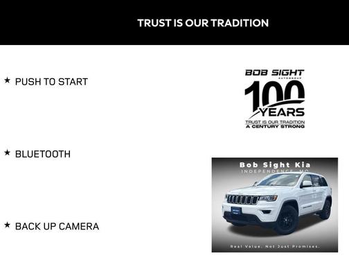 Bright White Clearcoat 2018 Jeep Grand Cherokee Laredo