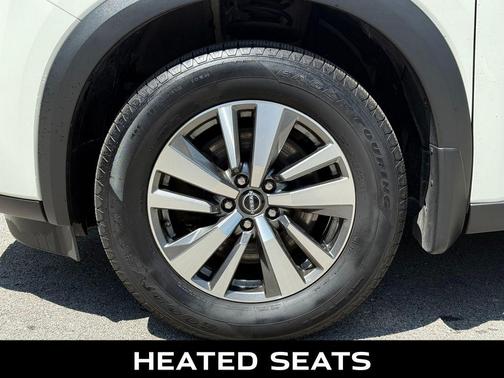 2023 Nissan Pathfinder SL 4WD