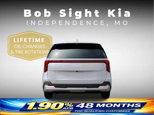 Snow White Pearl 2026 Kia Carnival LX