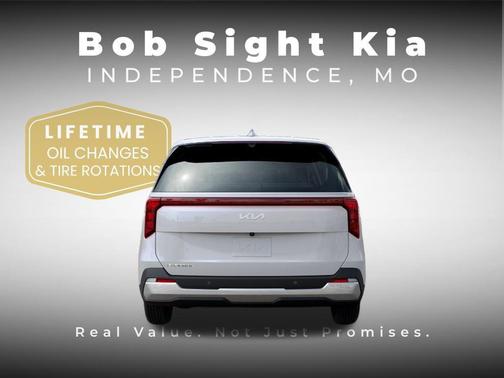 Snow White Pearl 2026 Kia Carnival LX
