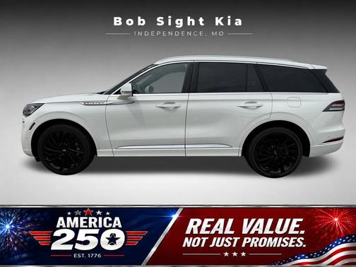 Pristine White 2021 Lincoln Aviator Reserve AWD