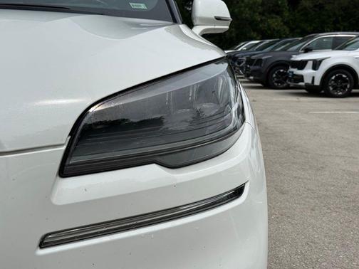 Pristine White 2021 Lincoln Aviator Reserve AWD