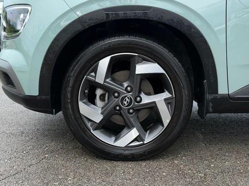 Mirage Green 2025 Hyundai VENUE SEL