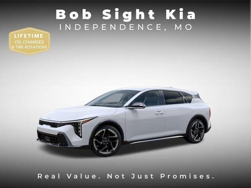 Snow White Pearl 2026 Kia K4 GT-Line