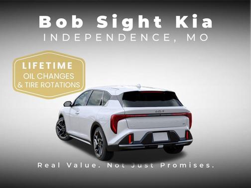 Snow White Pearl 2026 Kia K4 GT-Line