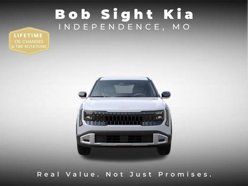 Snow White Pearl 2027 Kia Seltos S
