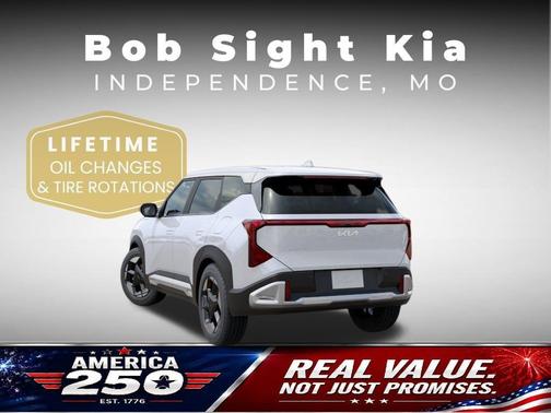 Snow White Pearl 2027 Kia Seltos S