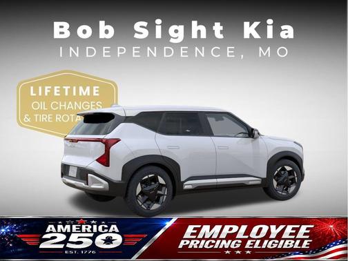 Snow White Pearl 2027 Kia Seltos S
