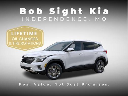 Snow White Pearl 2026 Kia Seltos LX