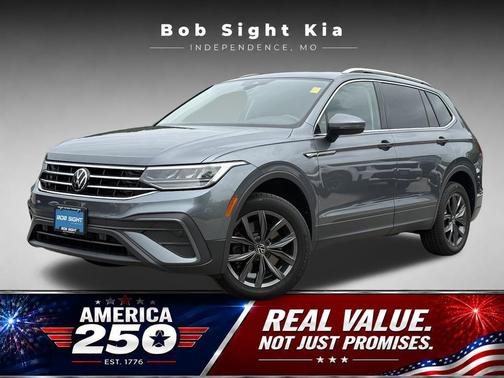 Platinum Gray Metallic 2022 Volkswagen Tiguan 2.0T SE 4MOTION