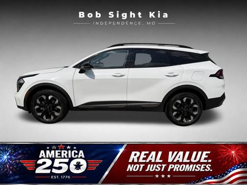 Glacial White Pearl 2023 Kia Sportage X-Line