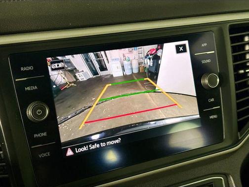 2021 Volkswagen Atlas 3.6L SE w/Technology