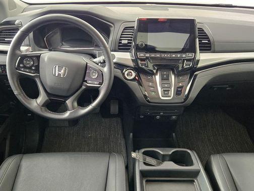 Platinum White Pearl 2024 Honda Odyssey Touring