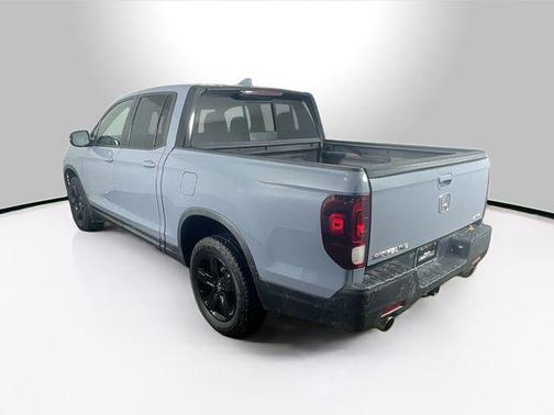 2022 Honda Ridgeline Black