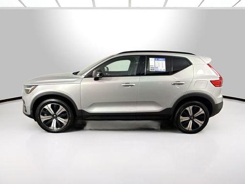 2023 Volvo XC40 Recharge Pure Electric Twin Plus