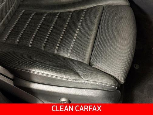 Obsidian Black Metallic 2019 Mercedes-Benz AMG GLC 43 4MATIC