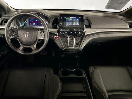 Platinum White Pearl 2023 Honda Odyssey Sport