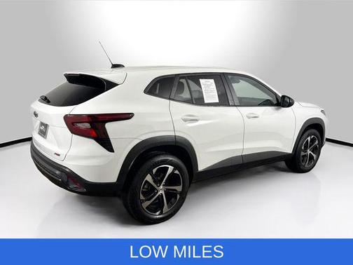 2025 Chevrolet Trax FWD 1RS