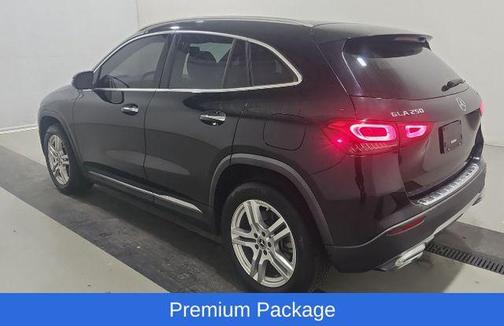 2021 Mercedes-Benz GLA 250 Base 4MATIC