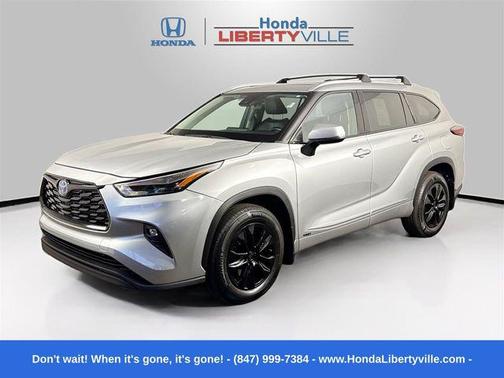 2022 Toyota Highlander Hybrid XLE