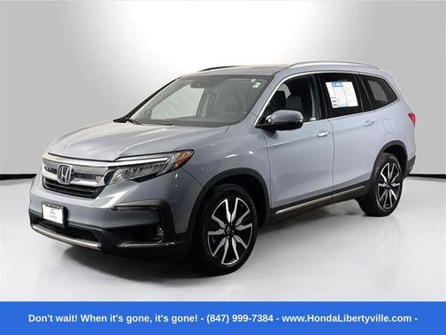 2022 Honda Pilot Touring 8-Passenger