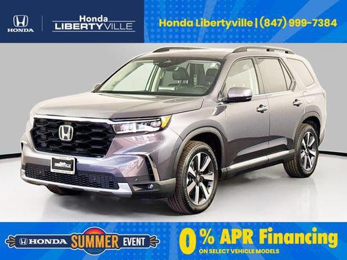 2025 Honda Pilot Touring 8-Passenger