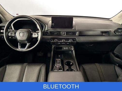 2023 Honda Pilot AWD EX-L 8 Passenger