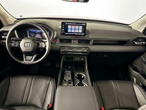 2023 Honda Pilot AWD Elite