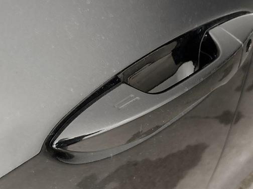 Black Sand Pearl 2017 Toyota Corolla SE