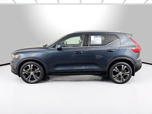 2022 Volvo XC40 T5 Inscription