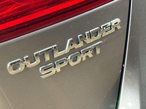 2017 Mitsubishi Outlander Sport 2.0 LE