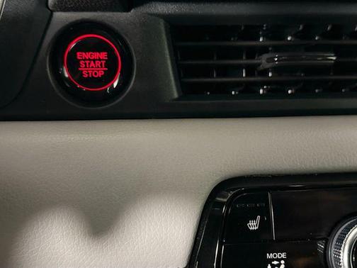 2023 Honda Pilot AWD EX-L 8 Passenger