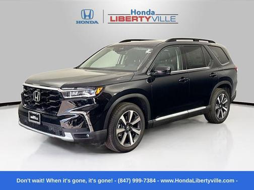 2025 Honda Pilot Touring 8-Passenger