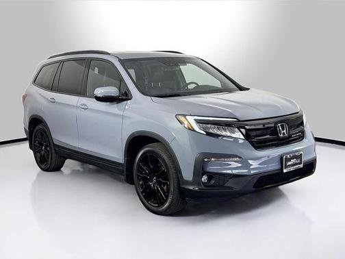 2022 Honda Pilot AWD Black Edition