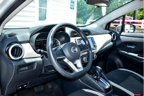 2021 Nissan Versa 1.6 SV
