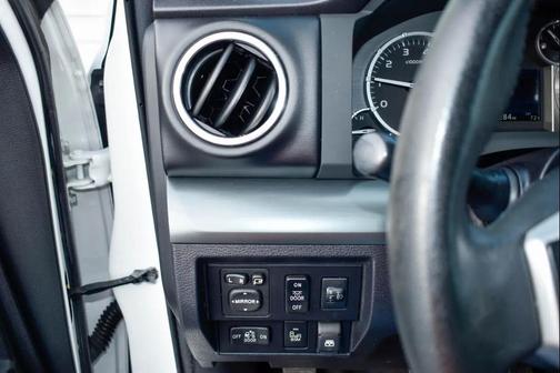 2017 Toyota Tundra Platinum