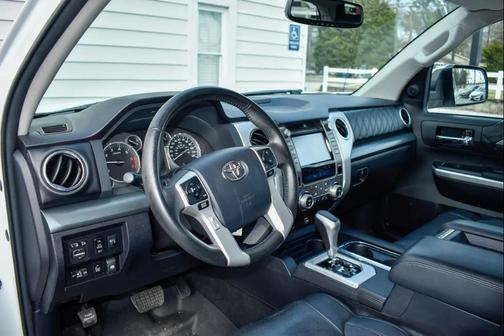 2017 Toyota Tundra Platinum