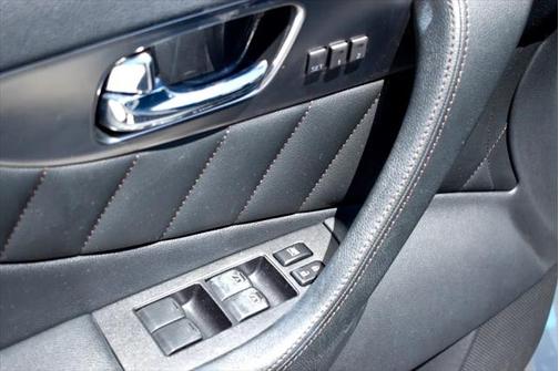 2009 INFINITI FX35 Base