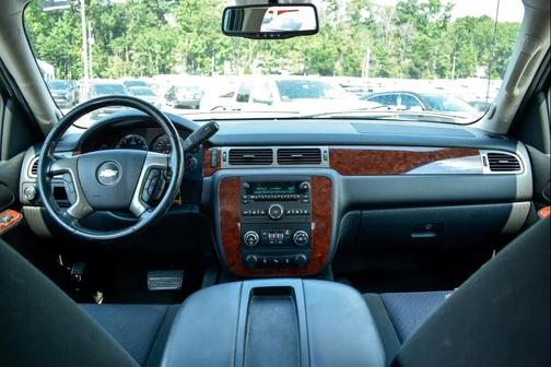 2013 Chevrolet Avalanche LS