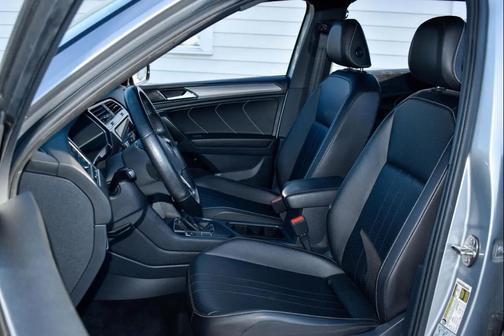 Gray 2022 Volkswagen Tiguan 2.0T SE R-Line Black
