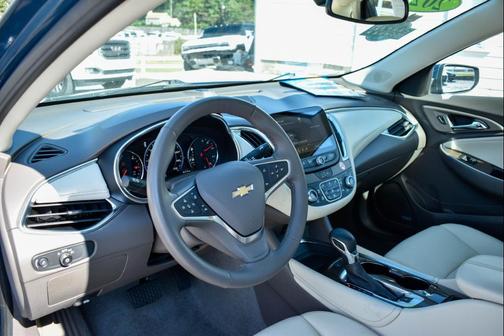 2024 Chevrolet Malibu FWD 2LT