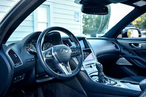 2021 INFINITI Q60 3.0T LUXE