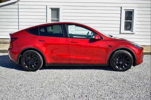 2021 Tesla Model Y Standard Range Rear-Wheel Drive
