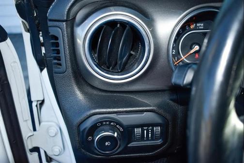 White 2018 Jeep Wrangler Unlimited Sahara