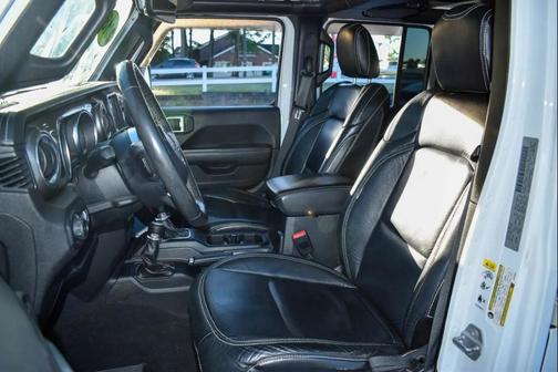 White 2018 Jeep Wrangler Unlimited Sahara
