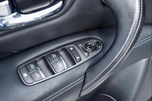 2018 INFINITI QX80 Base