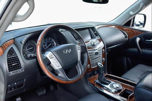 2018 INFINITI QX80 Base