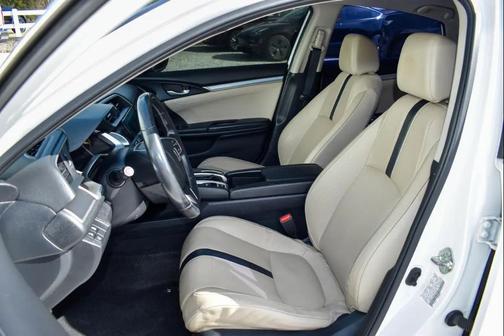 2017 Honda Civic Touring