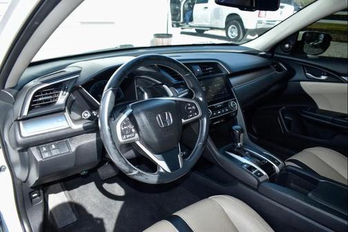 2017 Honda Civic Touring